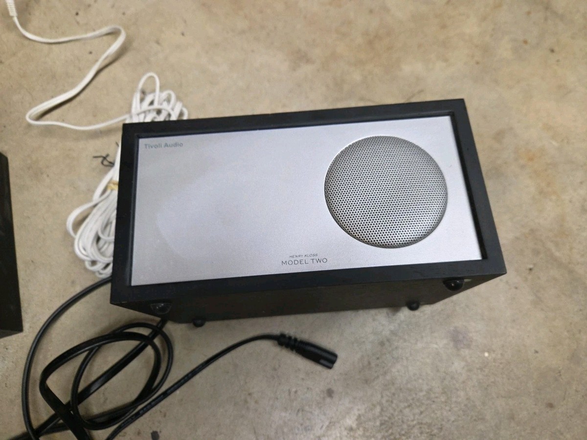 まめ　tivoli audio two cd radio スピーカー Tivoli Audio Model Two CD AM/FM Stereo Radio Henry Kloss tested