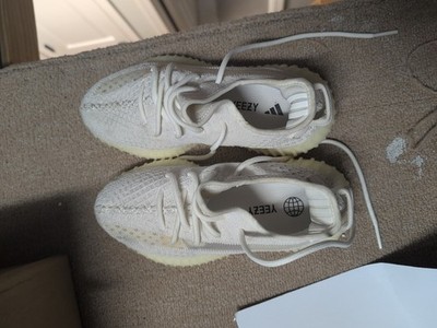 Size 5 (GS) - adidas Yeezy Boost 350 V2 Low Light