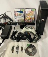Xbox 360 S Console Kinect Bundle 2 Controllers, 10 Games. Works-Tested