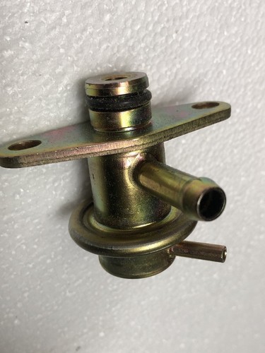 REGOLATORE PRESSIONE CARBURANTE HYUNDAI 35301-33150 NUOVO VECCHIO STOCK - Foto 5 di 9