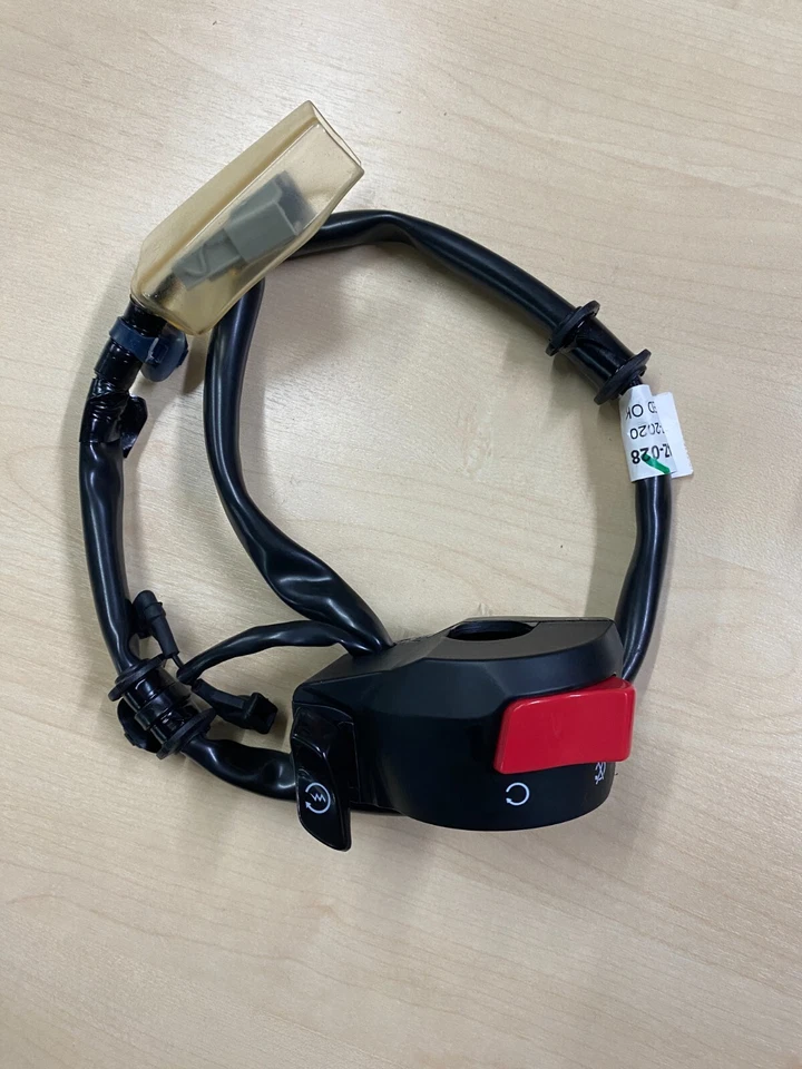 Left & Right Handlebar Side Control Switch for Honda CBR650R - Image 2 of 4
