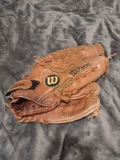 Wilson George Brett Baseball Glove Signature Model A2124 RHT 12"