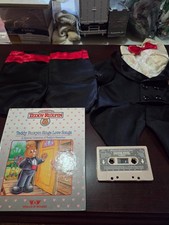 Teddy Ruxpin Teddy Ruxpin Sings Love Songs book and tape, partial outfit, Nice 