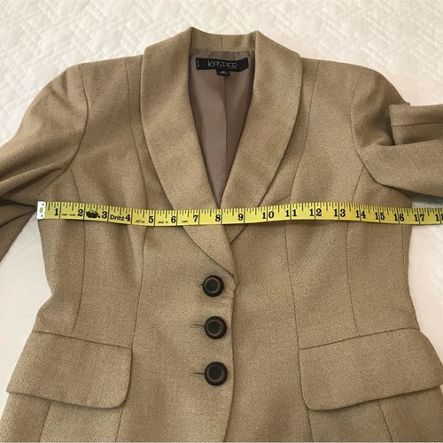 Kasper Tan 3 Button Blazer Polyester Rayon Blend Woven Fabric Size 4P - Picture 5 of 10