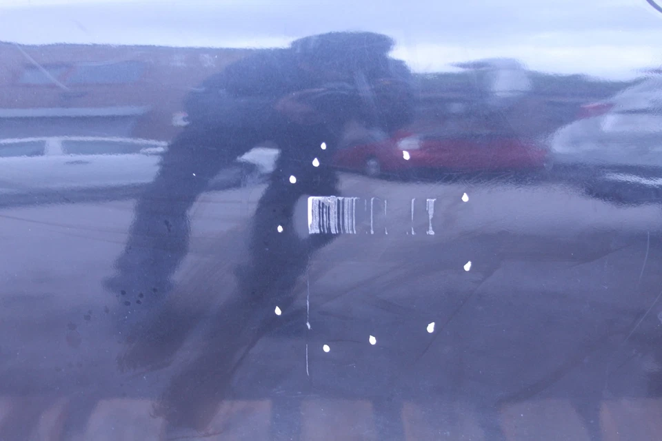 Puerta delantera izquierda Toyota Yaris MK2 (XP90) negra 5 puertas hatchback 2006-2011 Foto 4 de 4