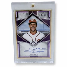 2020 Topps Transcendent Juan Soto Nationals GOLD Frame Emerald Auto 7/10