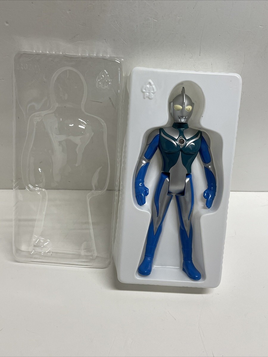 Ultraman Cosmos Action Figure Luna Mode with Sounds & Light