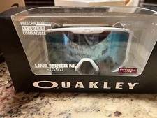 Oakley Line Miner L OO07093 White w/Prizm Sapphire Iridium Ski Goggles Men/Women