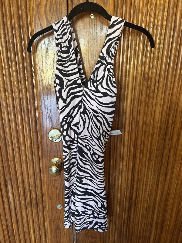 Tail Black/Pink Zebra Animal Print One Piece Sport Dress Women’s Size M