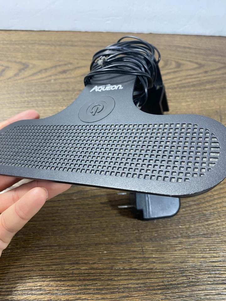 Aqueon Clip-On LED Light for Planted Aquariums Freshwater Fish Tank Up to 20 Gal - Image 3 of 4