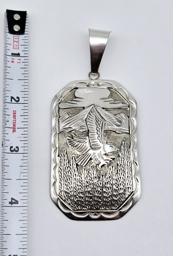 VTG Etched Eagle Mountain Pendant 925 Sterling Silver Navajo Native American - Picture 2 of 3