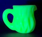 Boyd's Crystal Art Glass MINI PITCHER #18 LEMON ICE Glows NOS — photo 3