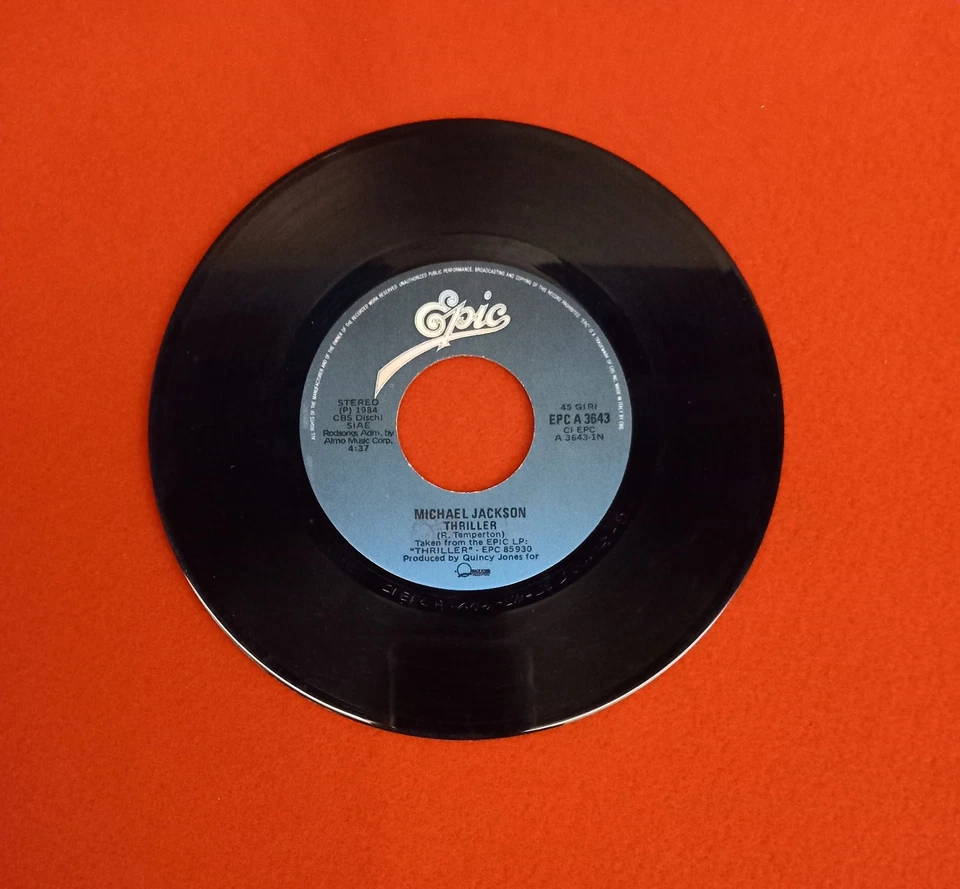 Disco 45 giri MICHAEL JACKSON " THRILLER" Special Edit - EPIC A-3643 - Immagine 3 di 4