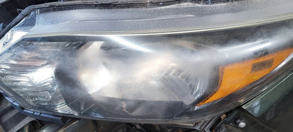 Brazo limpiaparabrisas trasero Honda HR-V 2018 montado en puerta levadiza Foto 3 de 4