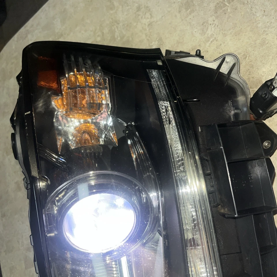 2013-2015 Lexus GS350 GS450h LH Driver HID Headlight Non-AFS OEM 81170-30A90 - Image 4 of 4