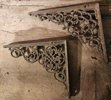ANTIQUE CAST IRON WALL SHELF BRACKETS TWO DIFFERENT SIZES