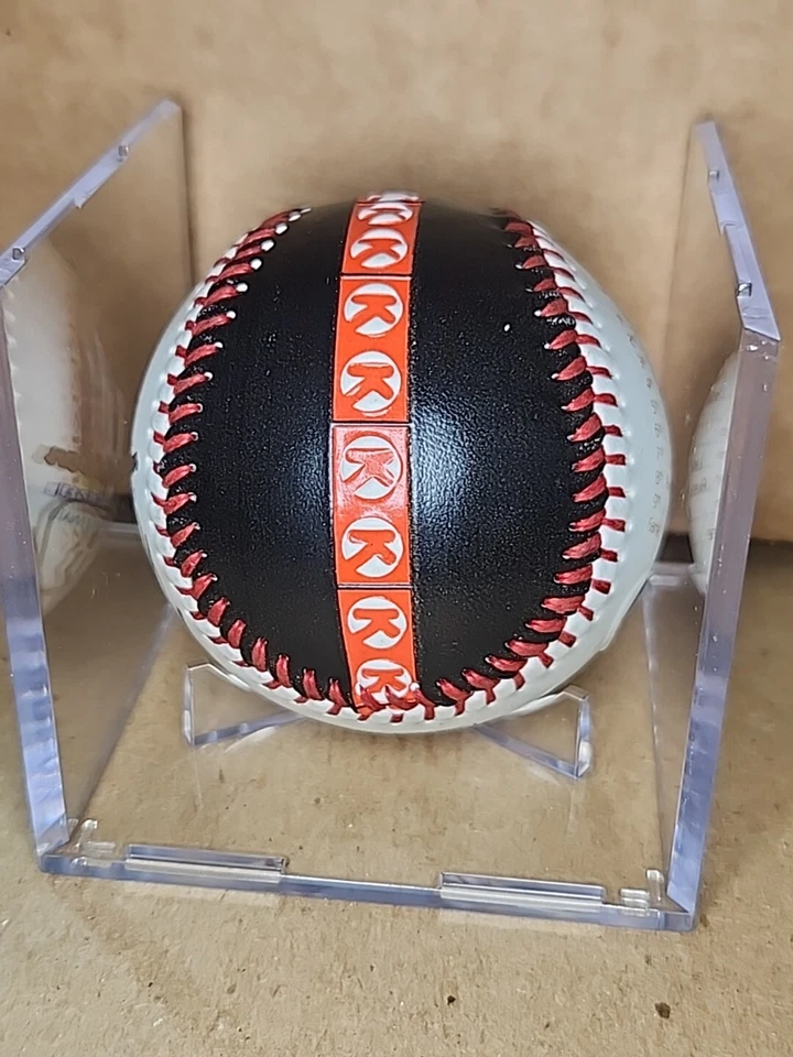 May 8, 2001  20K's ARIZONA RANDY JOHNSON AUTOGRAPHED BASEBALL Beckett Read Below - Image 4 of 4