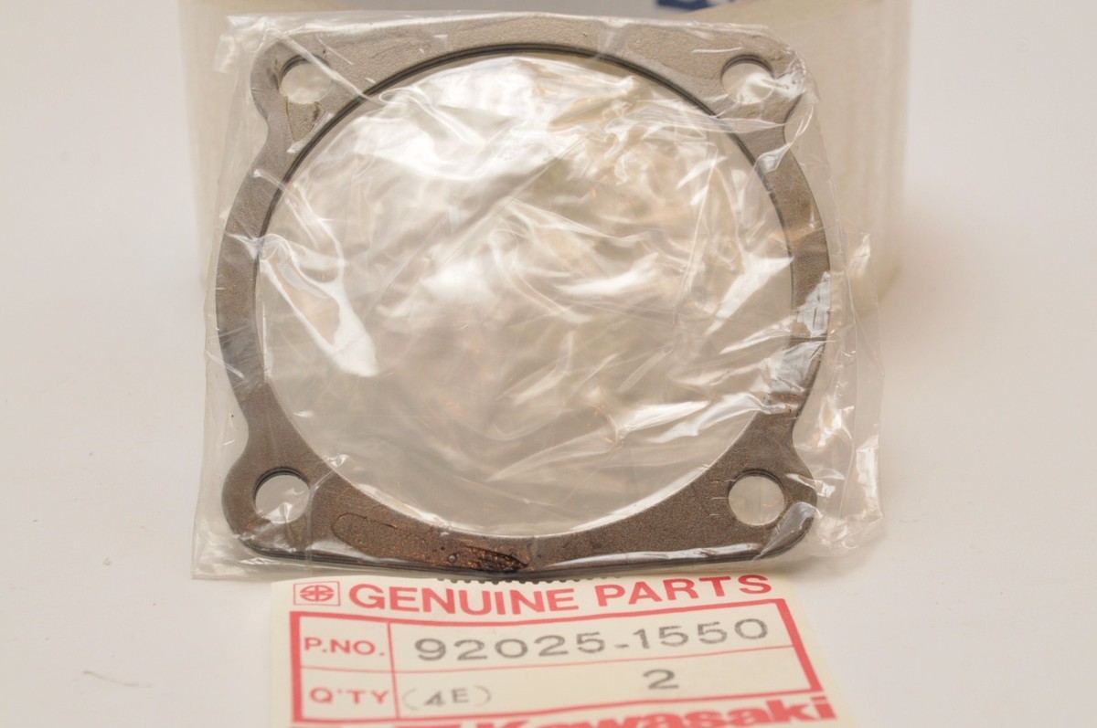 haaa様(12/15) Amazon.com: Genuine Nissan Parts - Combination Lamp Assy