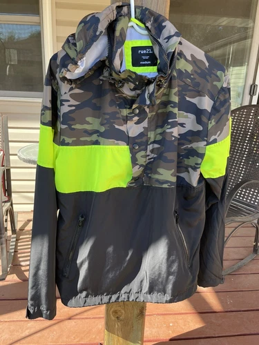 Rue 21 Mens M Camouflage Hooded Unlined Layer Look Jacket 1/4 Zip Packable Hood video thumbnail