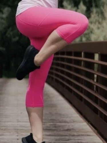 ZYIA Active Cropped Leggings Hot Pink Size Small 6-8 Capri Neon Pockets  VGUC | eBay