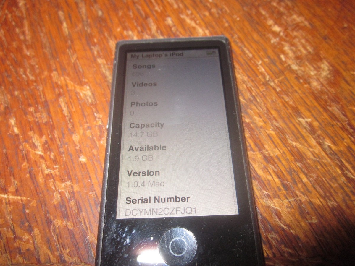 Apple iPod Nano 7th Generation 16GB Space Gray w/ 696 songs