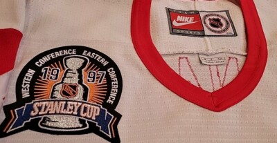VTG 1997 STANLEY CUP DETROIT RED WINGS BRENDAN SHANAHAN NIKE