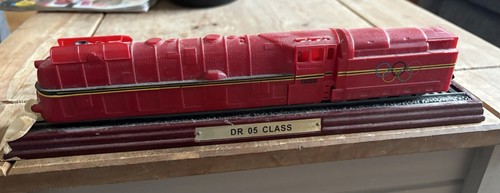 Atlas Editions Statische Modelllokomotive DR 05 Klasse Olympia Logo 05001 Deutsche | Zustand: New: Other (See Details)