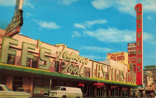 LAS VEGAS NV LAS VEGAS CLUB CASINO FREMONT STREET 1966 VINTAGE POSTCARD 091124 T