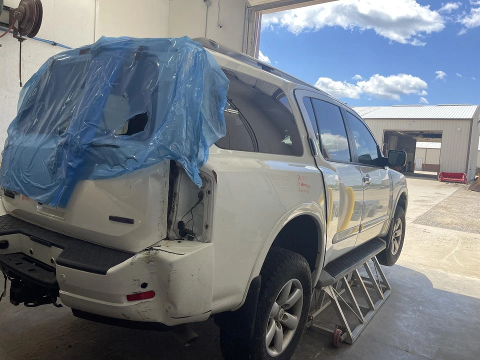 Conjunto de bomba y motor ABS usado se adapta a: conjunto Nissan Armada 2014 4x4 con paquete de remolque Foto 3 de 4