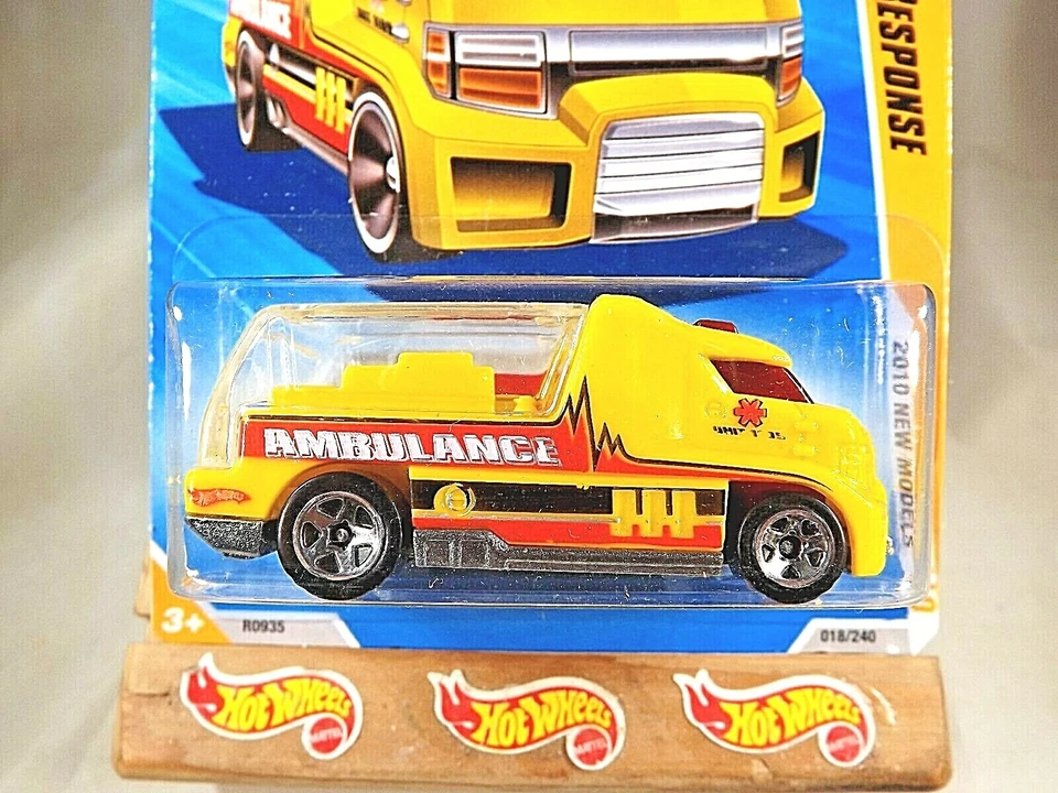 2010 Hot Wheels #18 New Models 18/44 RAPID RESPONSE Yellow Variant w/Chrome 5 Sp - Image 2 of 4