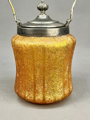 Bohemian Kralik Overshot Amber Iridescent Glass 8 1/2" Biscuit Jar c. 1900 - Picture 6 of 17
