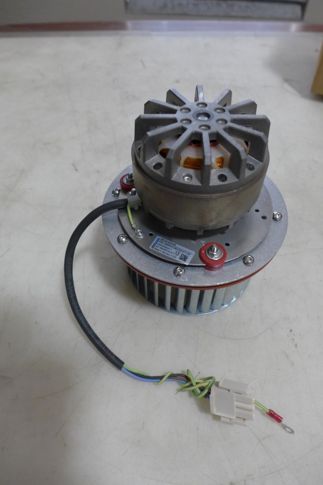 M14 EBMPAPST R2E120-A016-09 CENTRIFUGAL COOLING BLOWER MOTOR 230V FREE SHIPPING