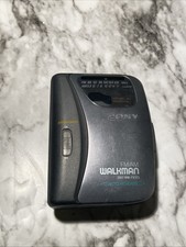 Sony Walkman WM-FX323 Auto Rev Cassette Player AM/FM Radio Tested Working