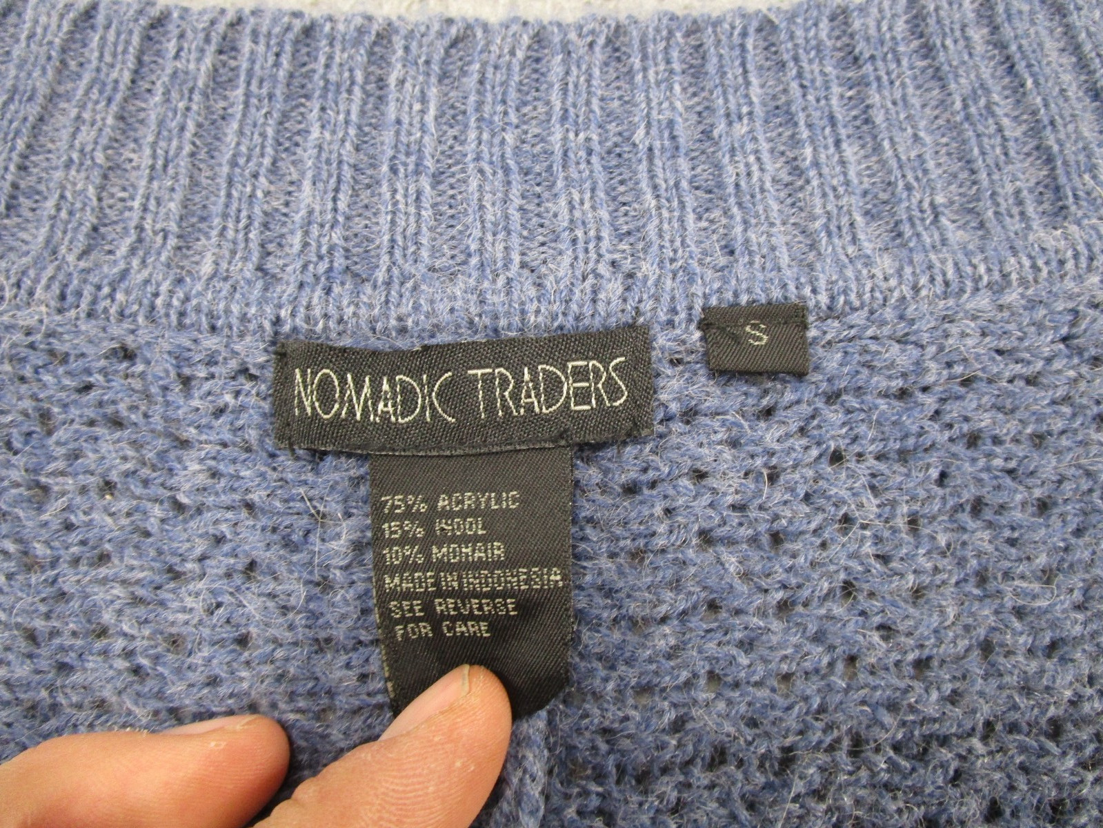 Nomadic Traders One Button Short Sleeve Knit Wool… - image 2
