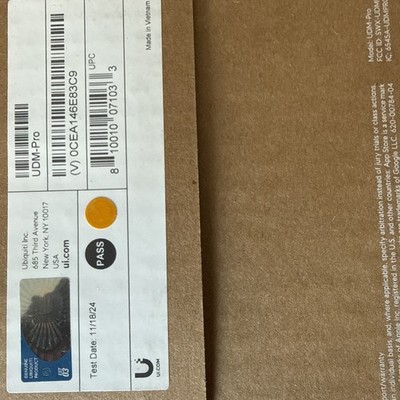 Ubiquiti UniFi UDM-Pro Enterprise Router 8 LAN 1 WAN RJ-45 Rack 1Gbps
