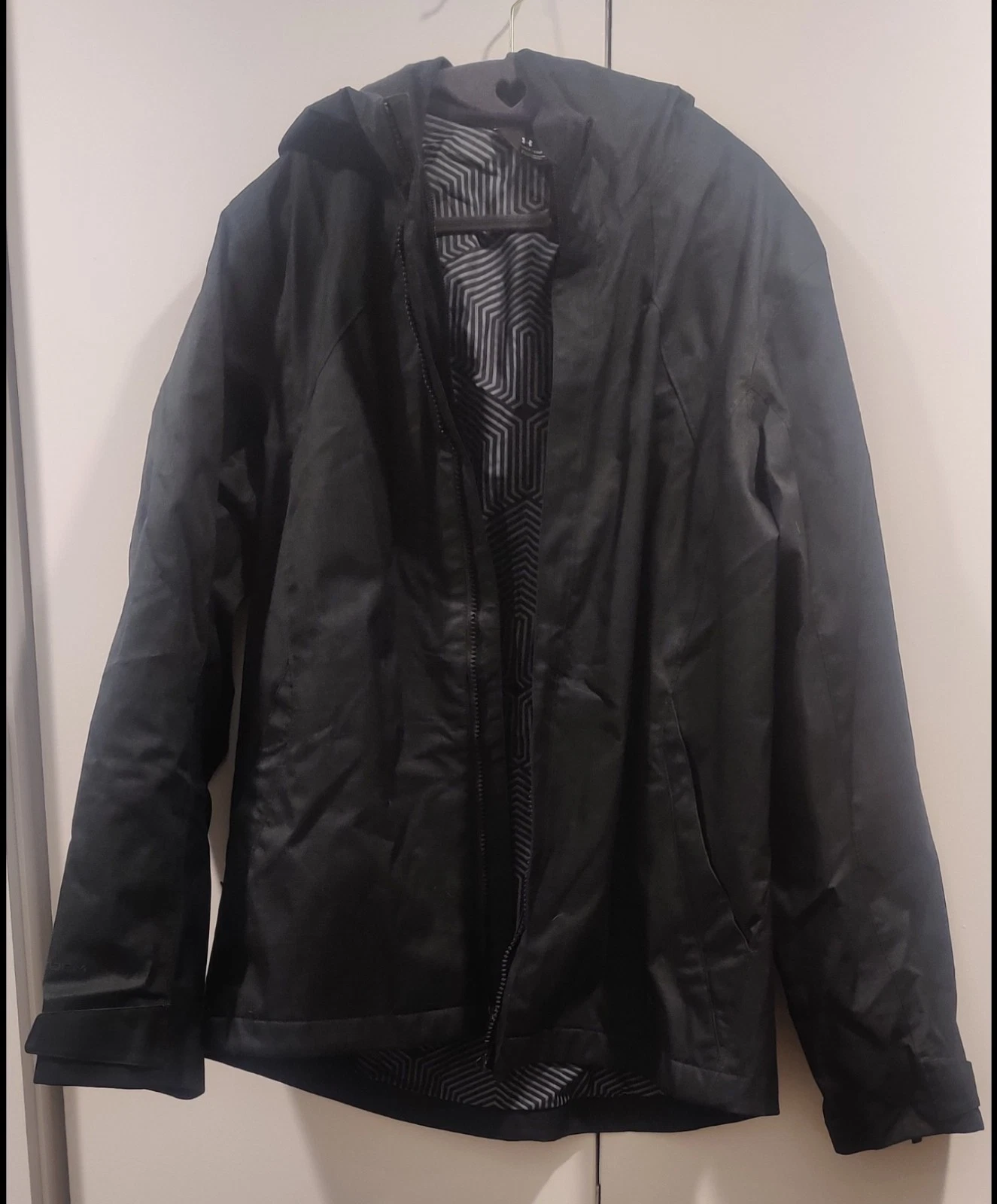 Under Armour Jacket Men’s Large Cold Gear Infrared Storm with hood