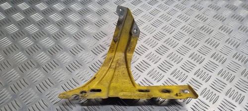 Volkswagen Caddy 2004 Vorne rechts Halterung Kotflügel 1T0821136 TPT85058