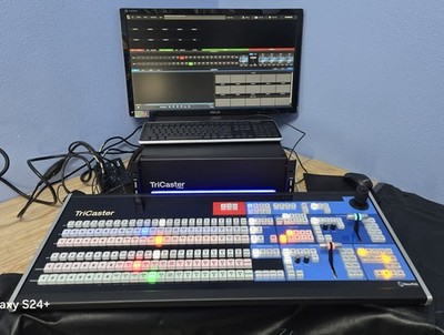 NewTek TriCaster TCXD 8000 W/ Control Surface Unit   (BINZ001B)