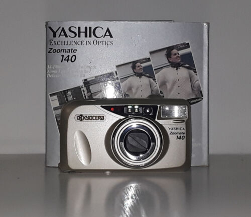 Yashica Zoomate 140 Film Camera & Deluxe Accessory Kit (BRAND NEW!) - Afbeelding 1 van 4