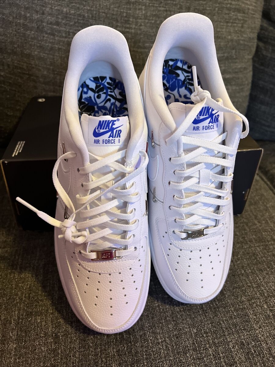 NIKE AIR FORCE 1 '07 LX WOMEN's CASUAL SHOE WHITE - Sz 11 NIKE AIR FORCE 1 '07 LX WOMEN's CASUAL SHOE WHITE - Sz 11