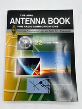 ARRL Antenna Book 22nd Ed Softcover [Paperback] ARRL Inc. - Very Good