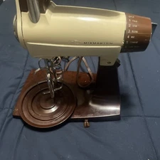 Vintage Sunbeam Deluxe Mixmaster Mixer 12 Speed TESTED WORKS GREAT CONDITION!