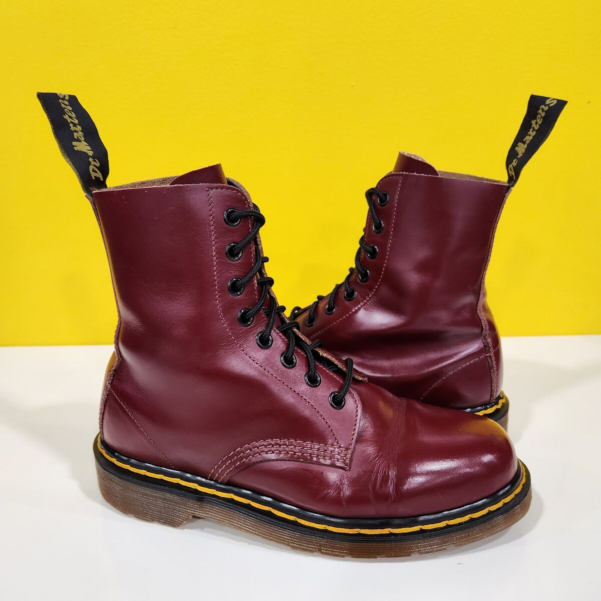 💥Dr. Martens Doc England Rare 80's Vintage Cherry Red 1460 💥Dr. Martens Doc England Rare 80's Vintage Cherry Red 1460
