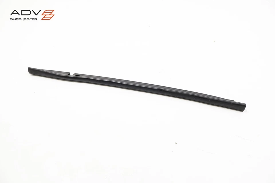 Mercedes SLC300 R172 2017-2020 conducto de aire sello inferior OEM Foto 4 de 4