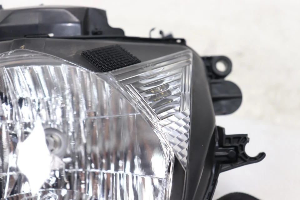 22-24 SUZUKI GSXR 750 OEM ПЕРЕДНЯЯ ФАРА ФАРА ФАРА ФАРА ЛАМПА - Изображение 4 из 4