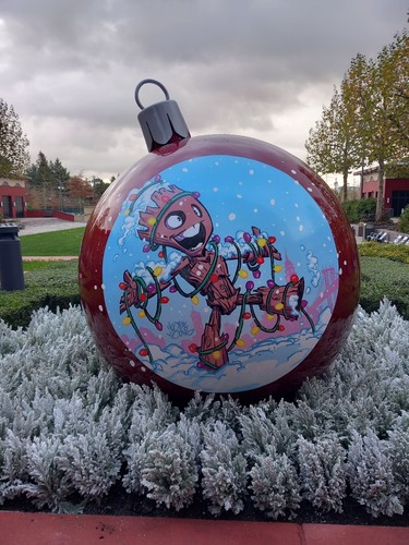 Boule Noël - the groot lighting / Marvel Skottie Young EL 400 / Disneyland Paris - Picture 10 of 10