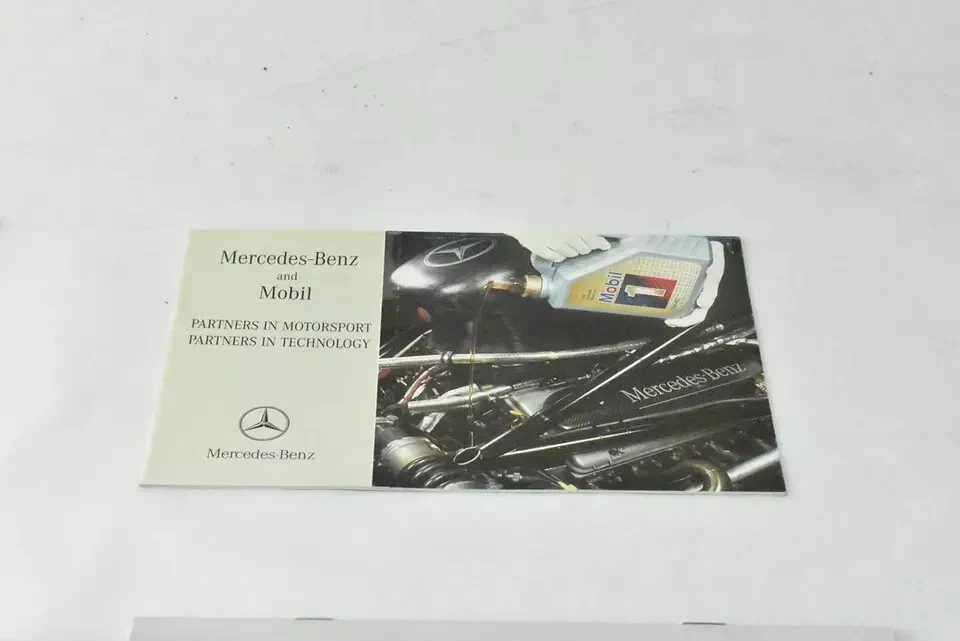 2002 Mercedes-Benz C230 Manual do Proprietário do Operador Conjunto de Livro com Estojo OEM - Imagem 3 de 4