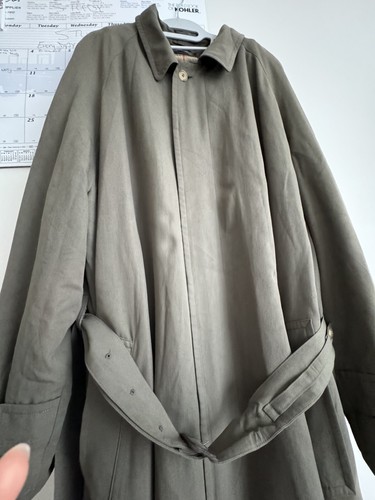 BURBERRY Kensington Belted Trench Coat; Removable Wool Liner EUC Men 44L - Picture 18 of 20