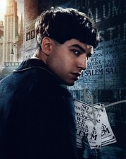 Ezra Miller Signed 8x10 Photo FANTASTIC BEASTS & WHERE TO FIND THEM COA