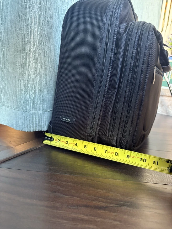 "Bolso para portátil Solo New York Bryant negro con 5 compartimentos 17,3""" Foto 4 de 4